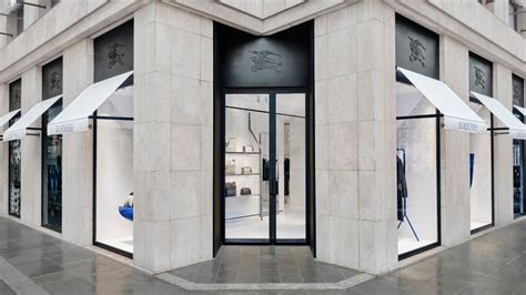 Burberry Opens New Store in Paris .